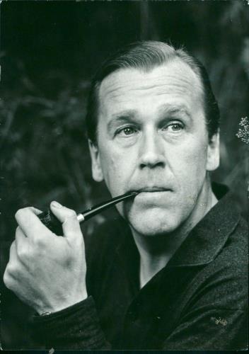 Black and white photo of Arne Sucksdorff.
